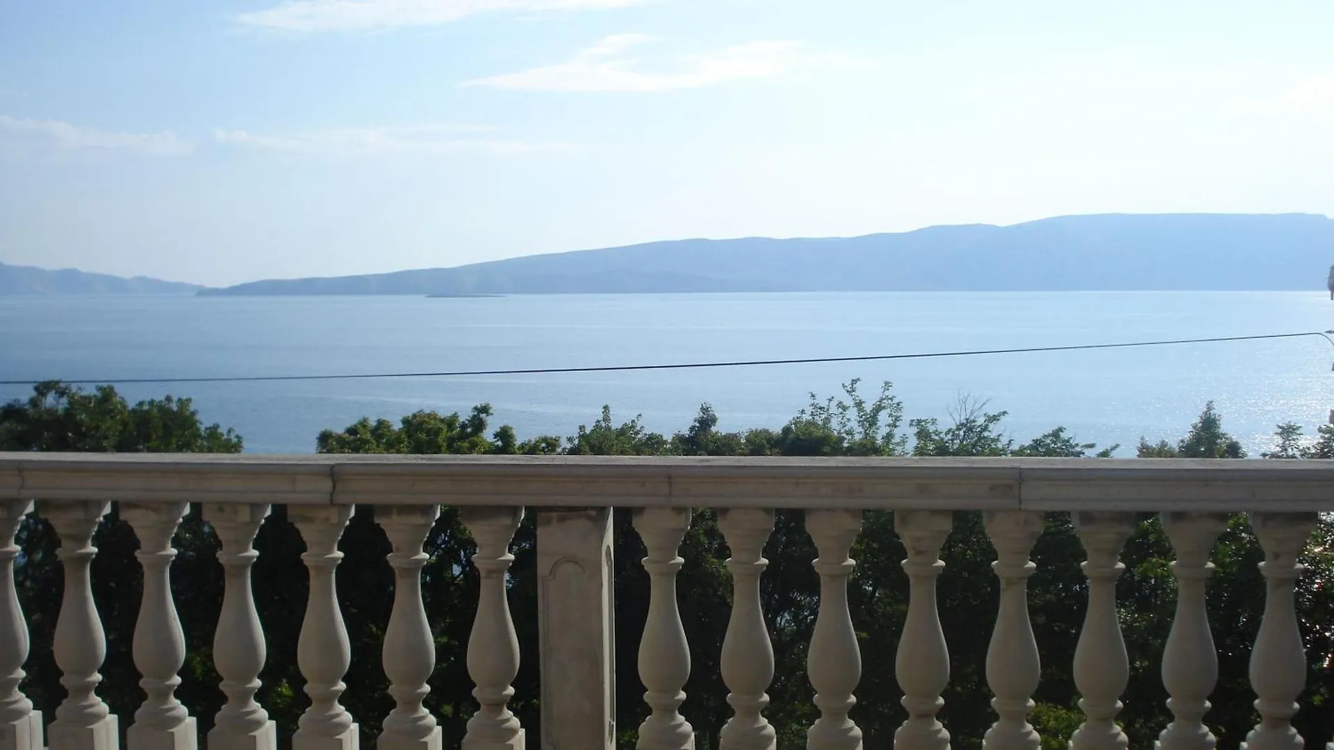 Apartment Fuer Zwei Erwachsene Und Zwei Kinder Sibinj Krmpotski Croatia