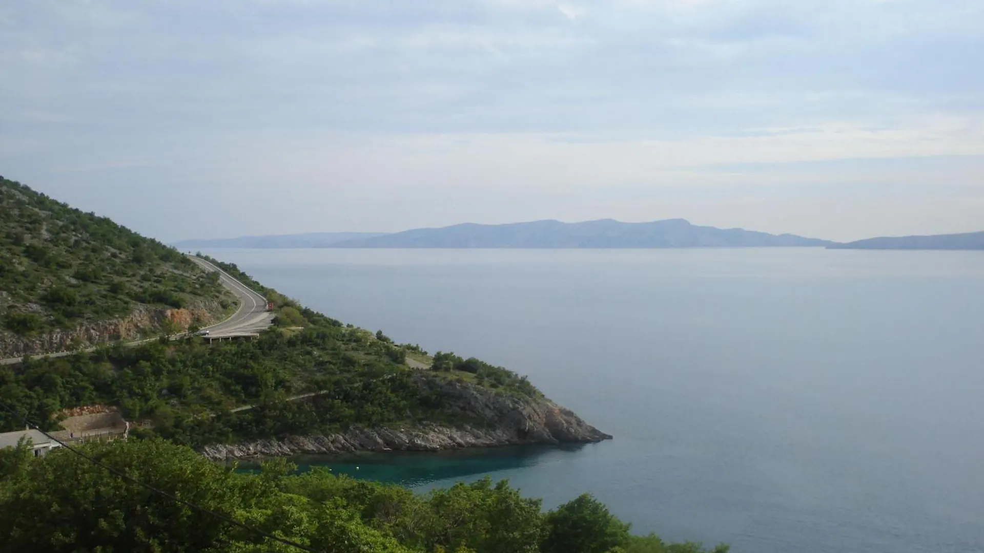Apartment Fuer Zwei Erwachsene Und Zwei Kinder Sibinj Krmpotski 0*,  Croatia