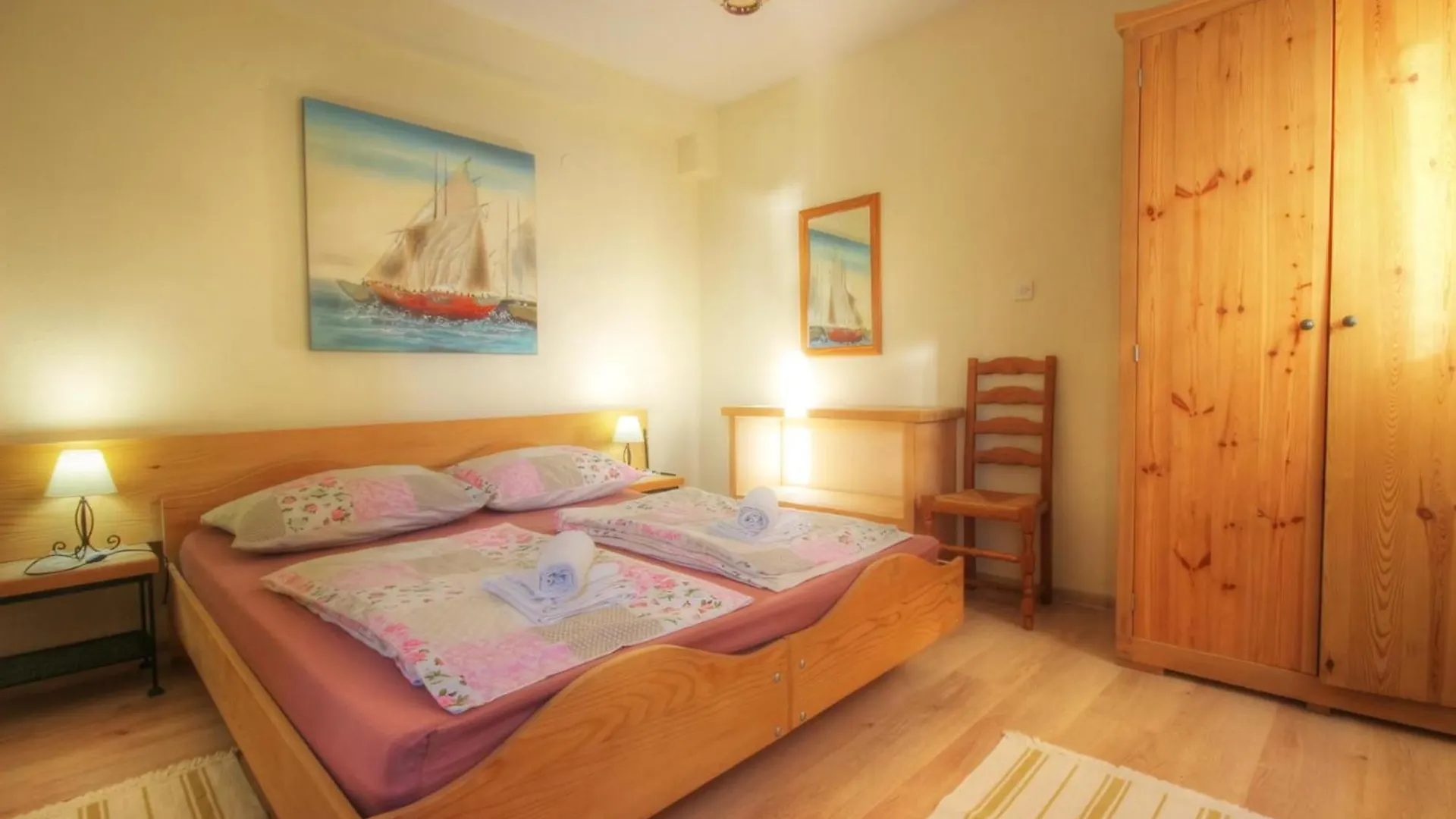 Apartment Fuer Zwei Erwachsene Und Zwei Kinder Sibinj Krmpotski