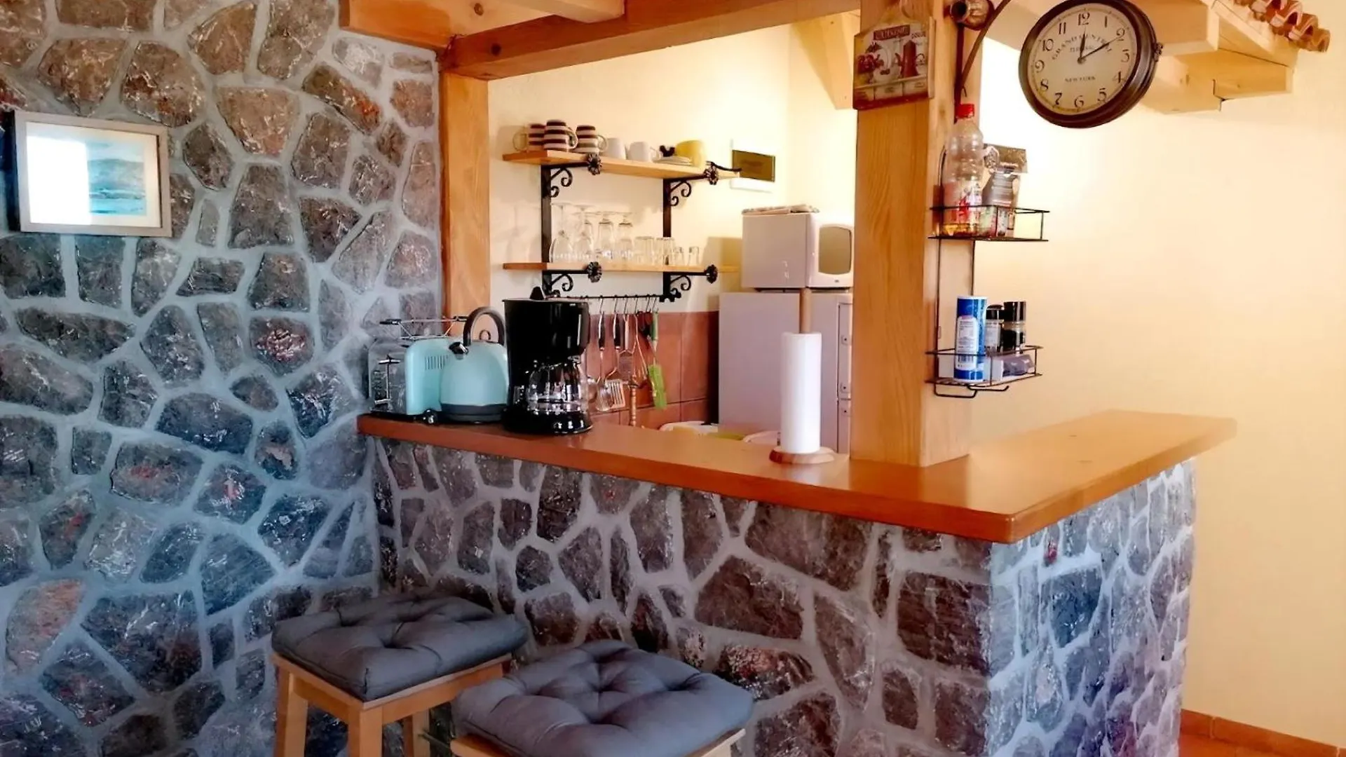 Apartment Fuer Zwei Erwachsene Und Zwei Kinder Sibinj Krmpotski